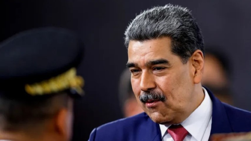 মার্কিন হামলার আশঙ্কা, জরুরি অবস্থা জারিতে প্রস্তুত ভেনেজুয়েলার প্রেসিডেন্ট